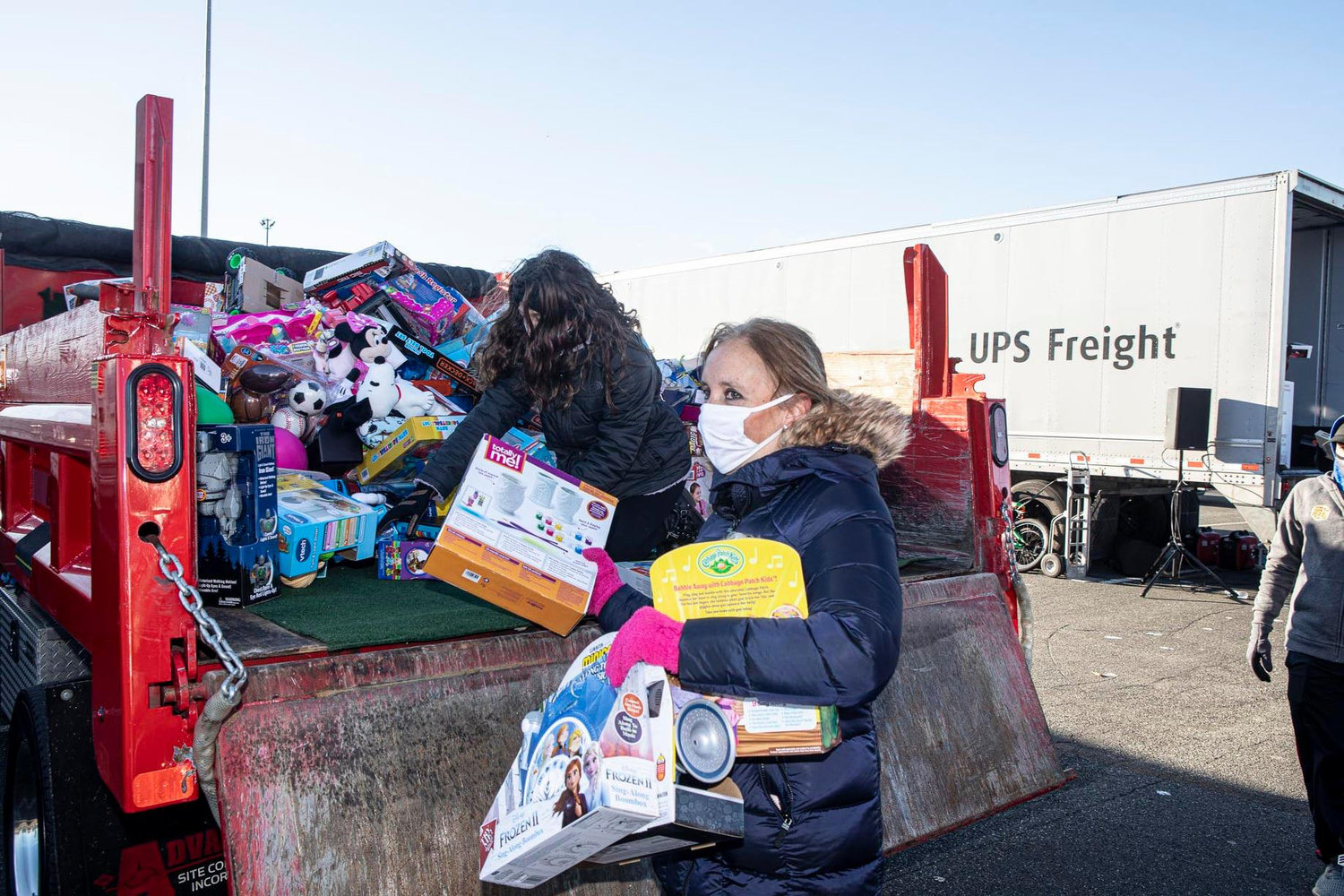 North Shore Elected Officials Take Part In Toys For Tots | Herald ...
